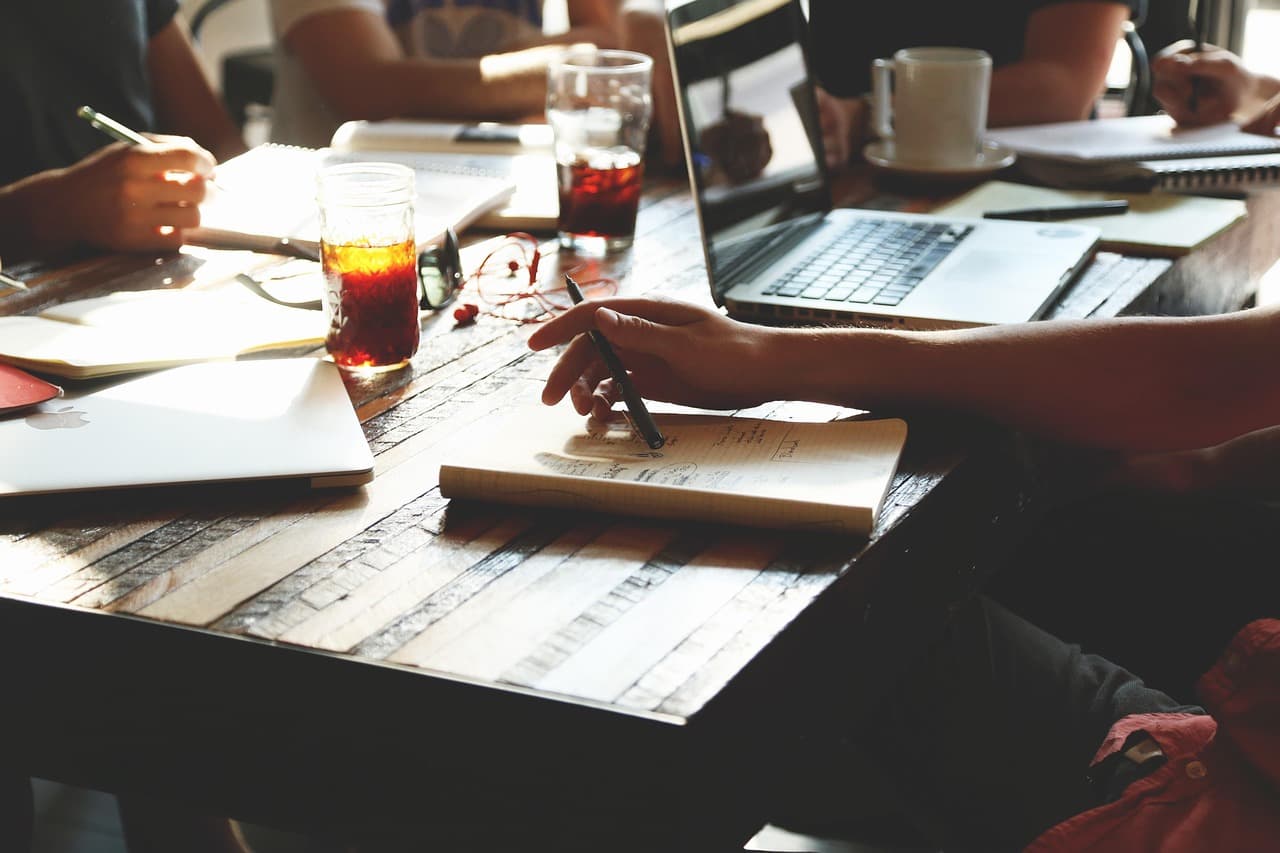 Why Embedded Pods Beat Outsourcing: Continuity That Compounds Revenue